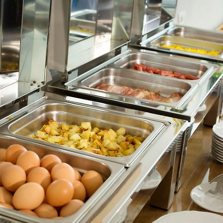 Hotel O Sole Mio 산트아구타수이두에골피 외부 사진
