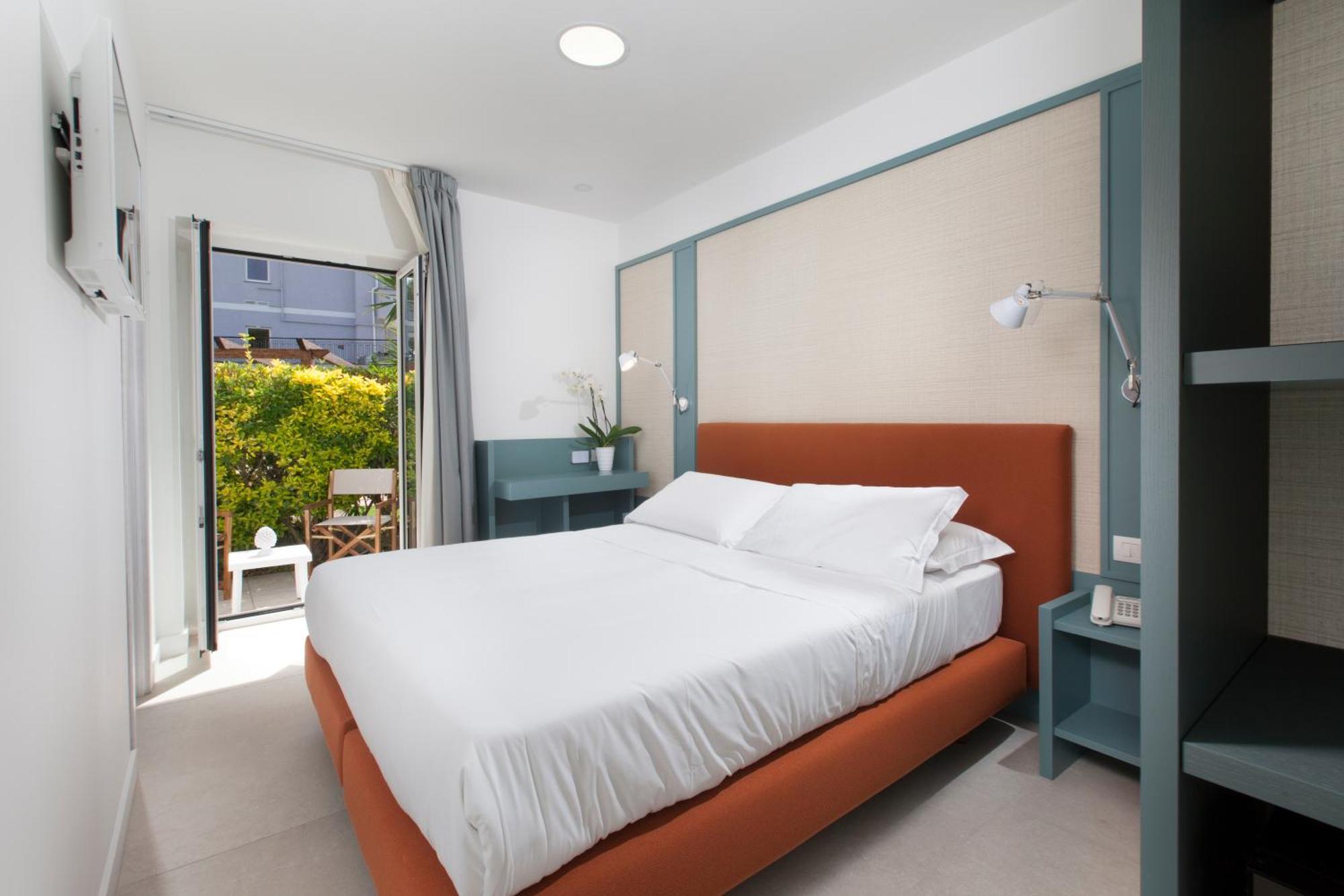 Hotel O Sole Mio 산트아구타수이두에골피 외부 사진