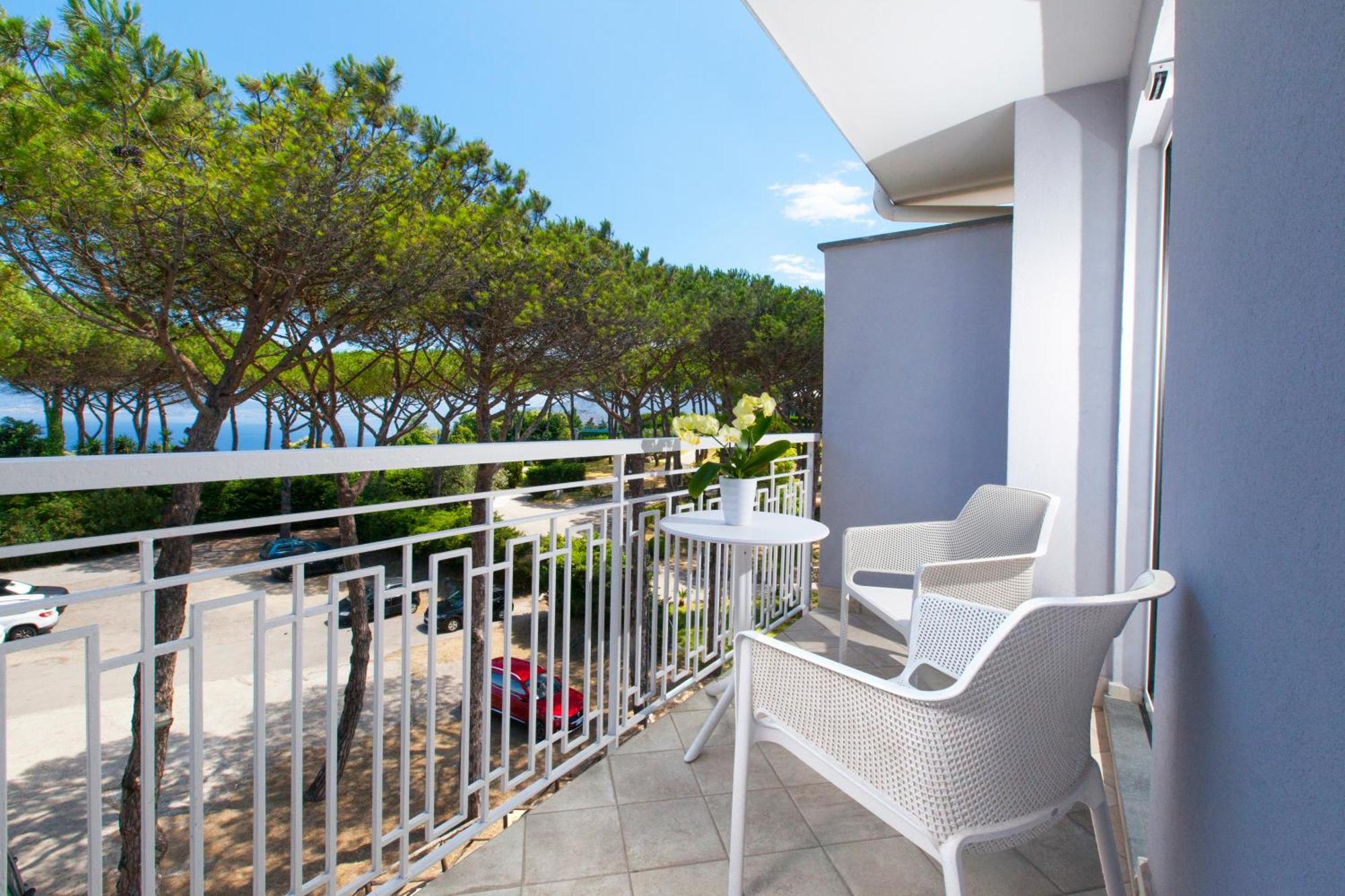 Hotel O Sole Mio 산트아구타수이두에골피 외부 사진