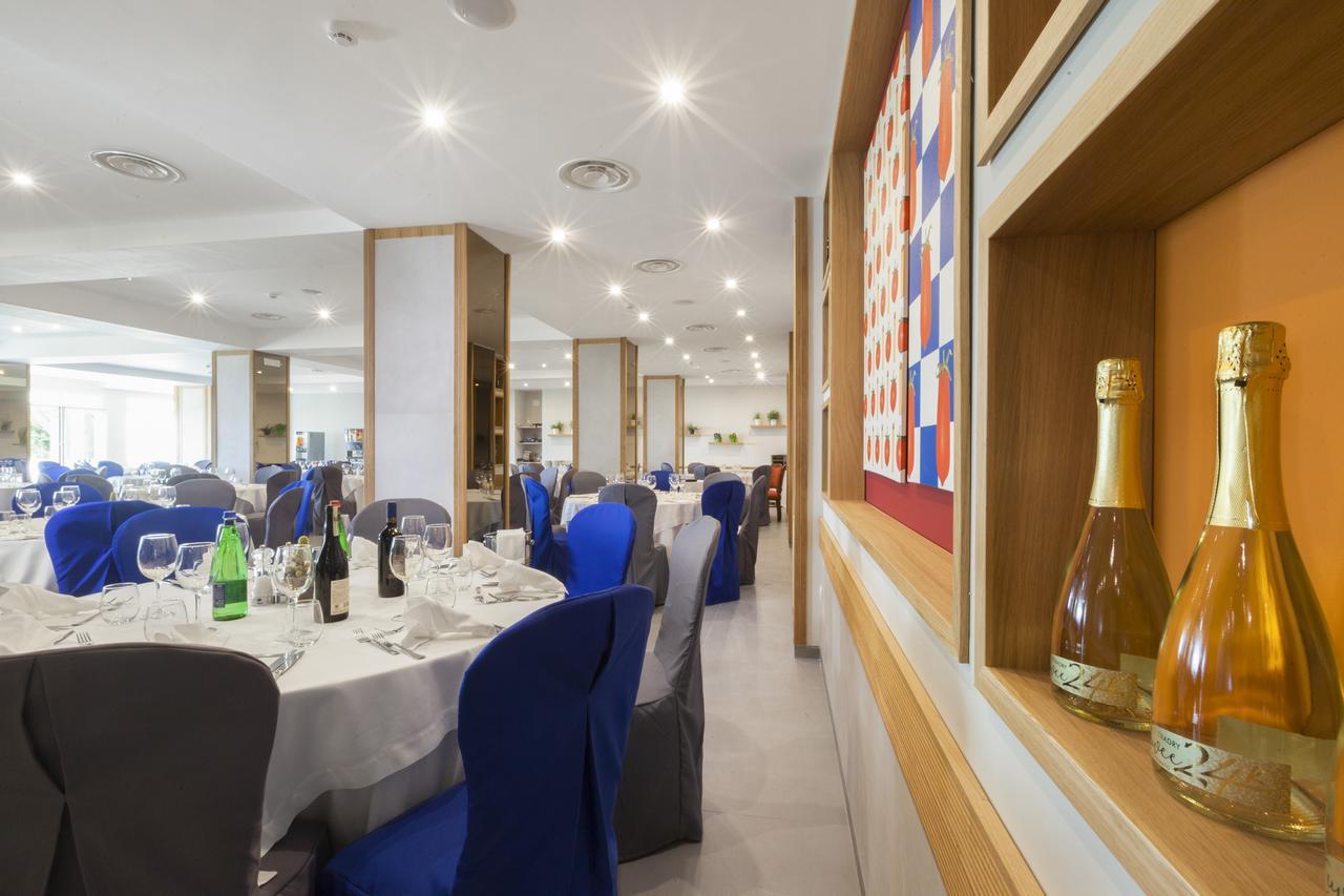 Hotel O Sole Mio 산트아구타수이두에골피 외부 사진