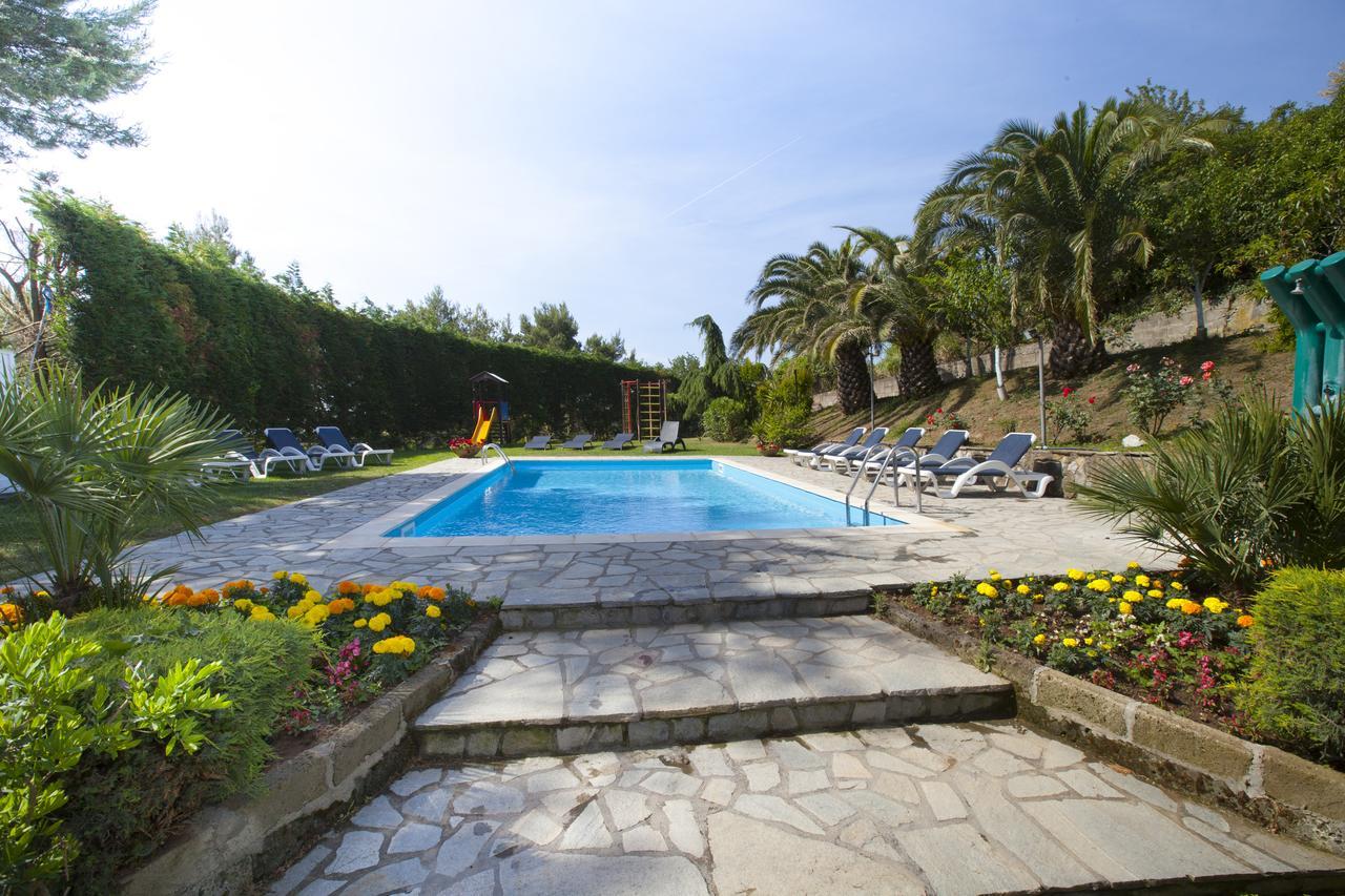 Hotel O Sole Mio 산트아구타수이두에골피 외부 사진